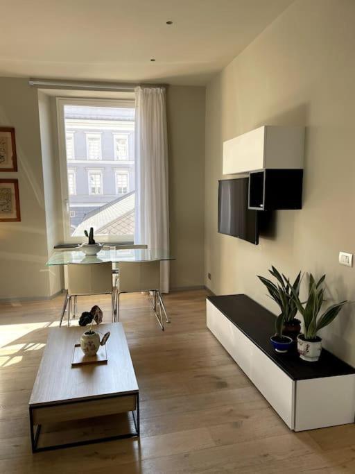 Apartament Overlooking The Porto Antico Of Genua Zewnętrze zdjęcie